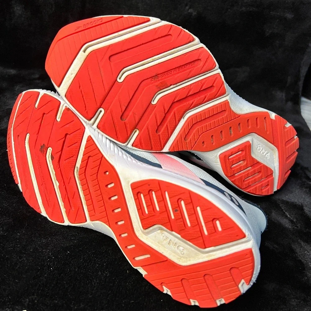 Brooks‎ Launch 8 Womens 9.5 B Running Shoes Ice Flow Navy Pink Athletic Sneaker